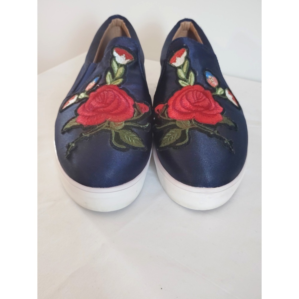 Catherine Malandrino Women 8.5 Rose Embroidered Satin Slip‑On Sneakers Blue Boho